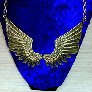 Wings goldtone wings only worn once